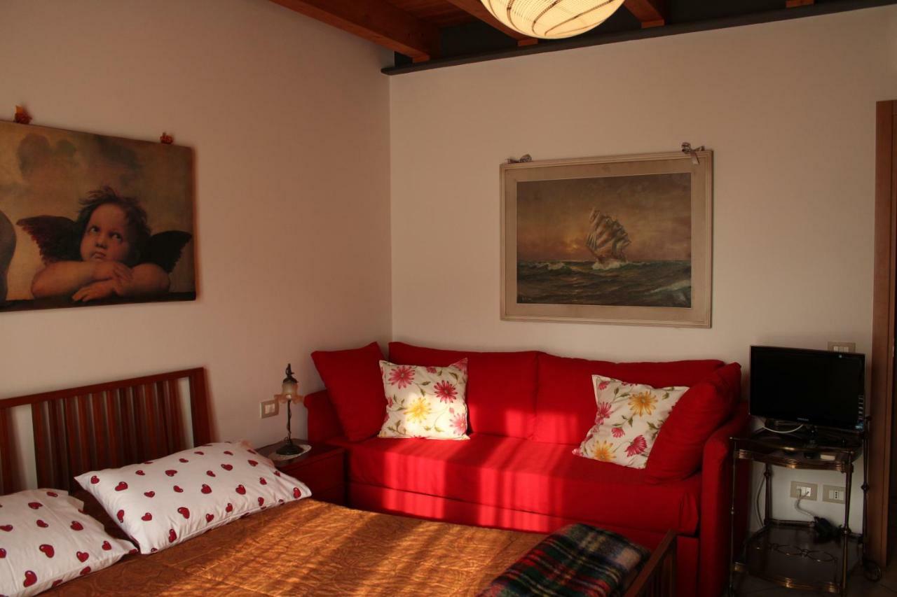 Bed & Breakfast Lucy Bardolino Eksteriør billede